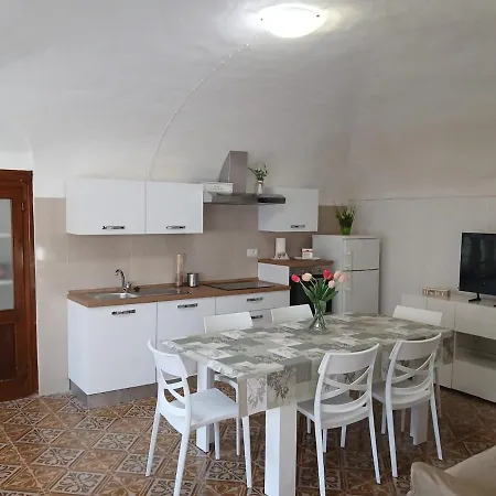 Casa Teresina Alfiano Natta